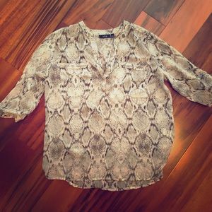 Apt. 9 Womens Snakeskin Chiffon Split V-Neck Henley 3/4 Sleeve Blouse Medium